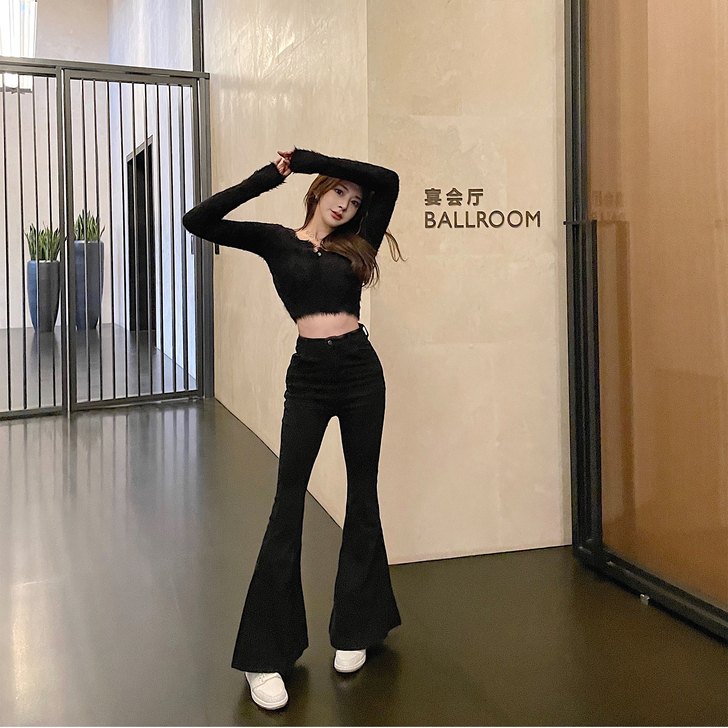 非常显瘦显腿长 质量很好的牛仔裤