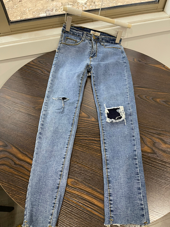 假破洞牛仔裤小脚裤铅笔裤长裤s码全新包邮