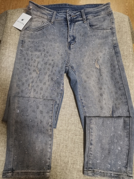 全新高货牛仔裤，亏血本处理50一条包邮，2...