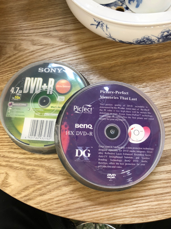 全新12.8元1盒10个包邮，仓库翻出来碟...