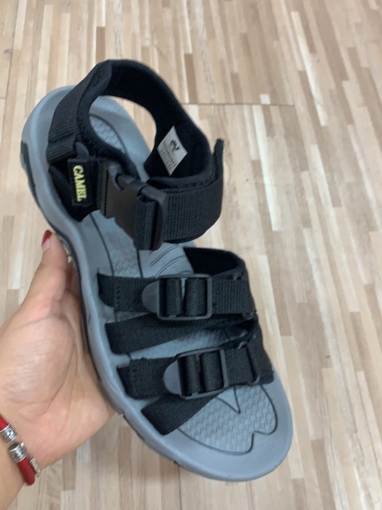 骆驼沙滩凉鞋男款 两件包邮39码数