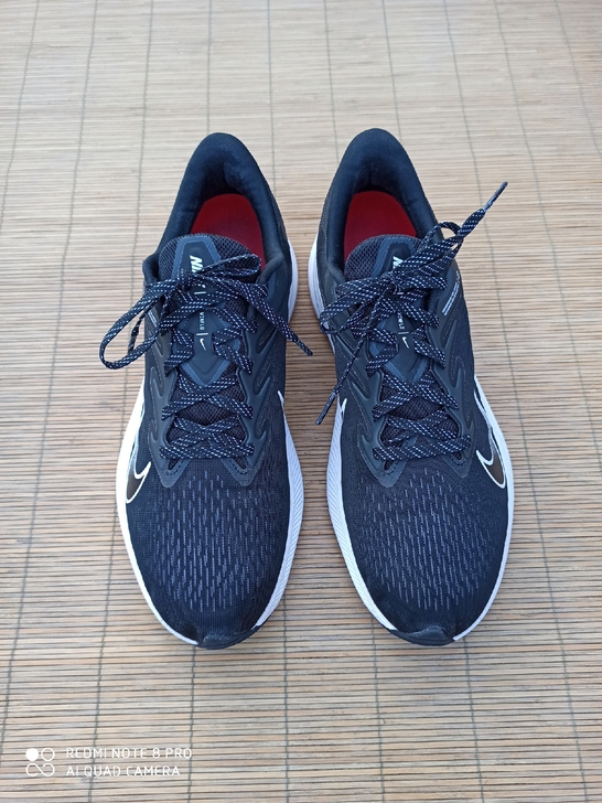 44.5码耐克运动鞋