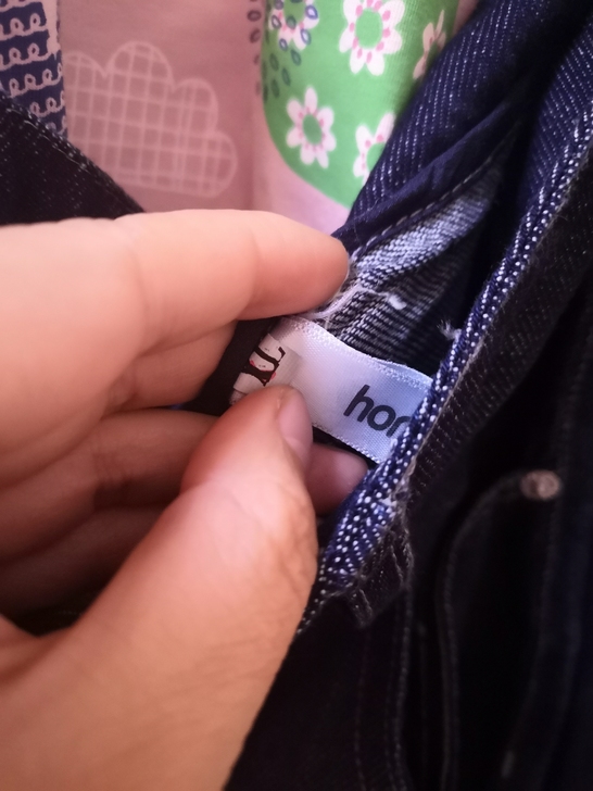 九九成新，阔腿裤显腿长，无弹力，就穿过一次...