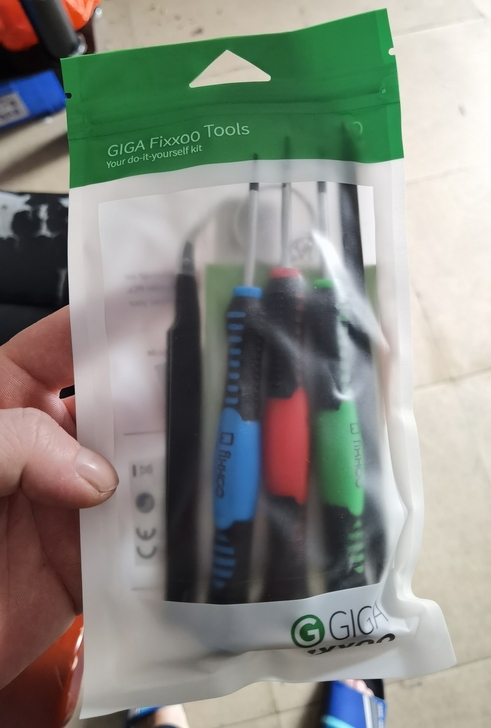 手机拆机工具 有几百套 打包价三...