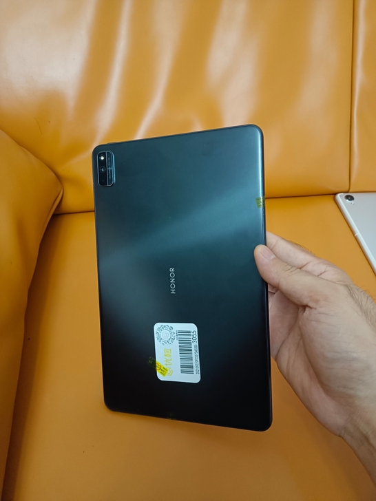 荣耀平板V6，在保，处理器985.10.4...