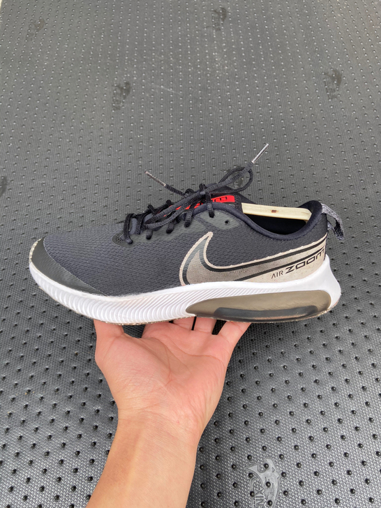 正品 38码 NIKE耐克 AIR ZOO...