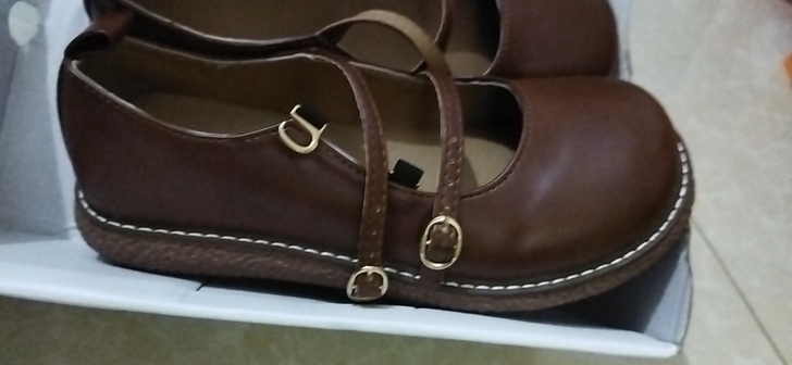 玛丽珍鞋37码，全新没穿过包邮转出