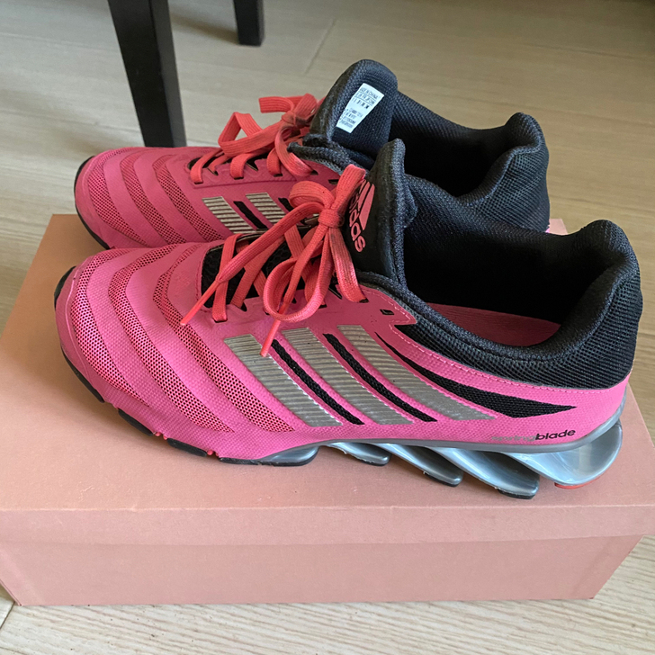 adidas阿迪达斯 springblad...