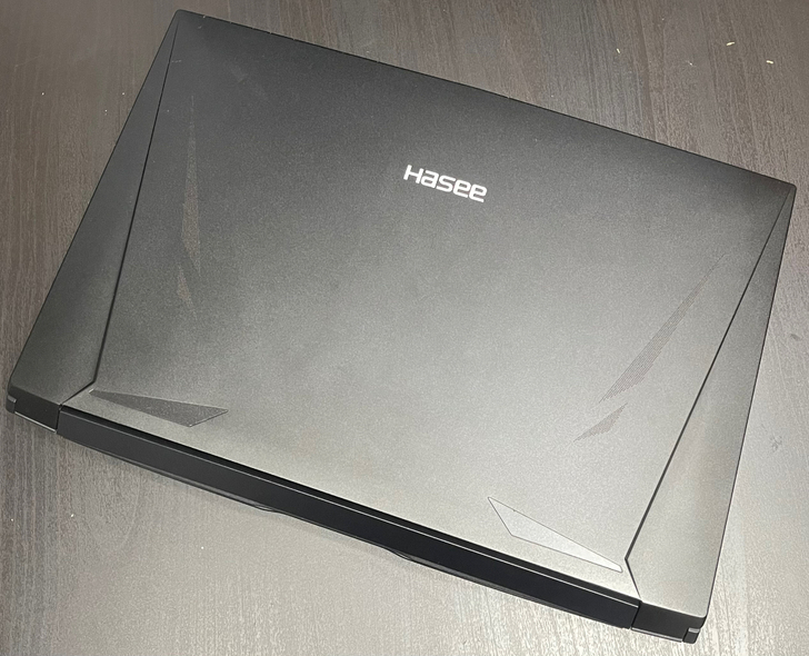 神舟战神t7游戏本、8代i7处理器、16g...