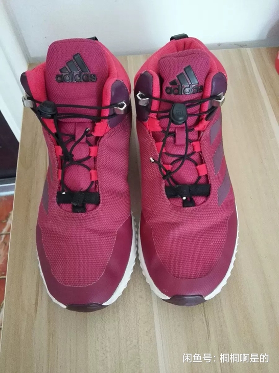 adidas女鞋,基本全新,正品保障,36...