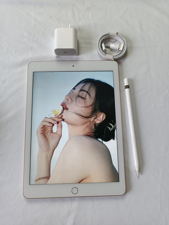 苹果2019款ipad七代128G和32G...
