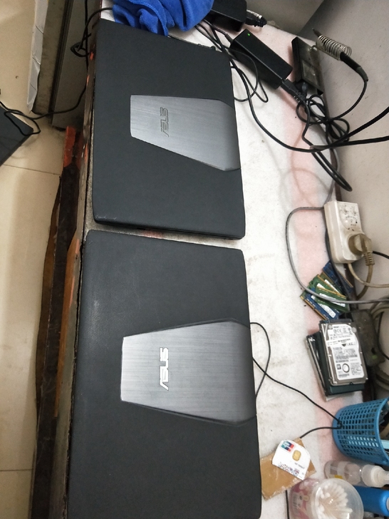 华硕飞行堡垒ZX50J笔记本电脑