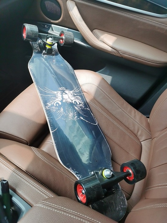 新板未拆封 但是滑过一次 脚伤没有完全好 ...