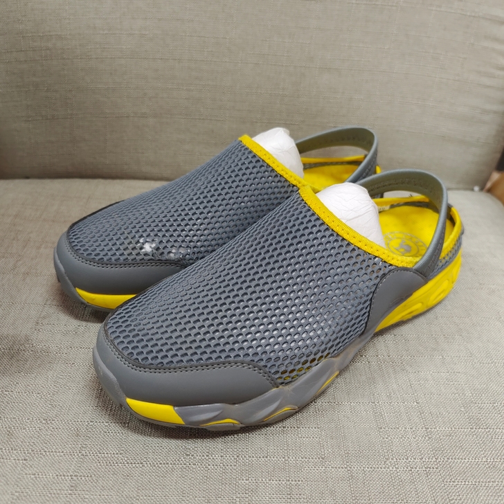 41码骆驼正品男鞋一双，售后鞋特价出