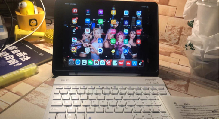 学生自用苹果平板ipad便宜画画办公考研笔...