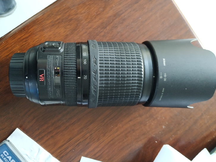 尼康70-300防抖，小驴炮。只有镜头、前...