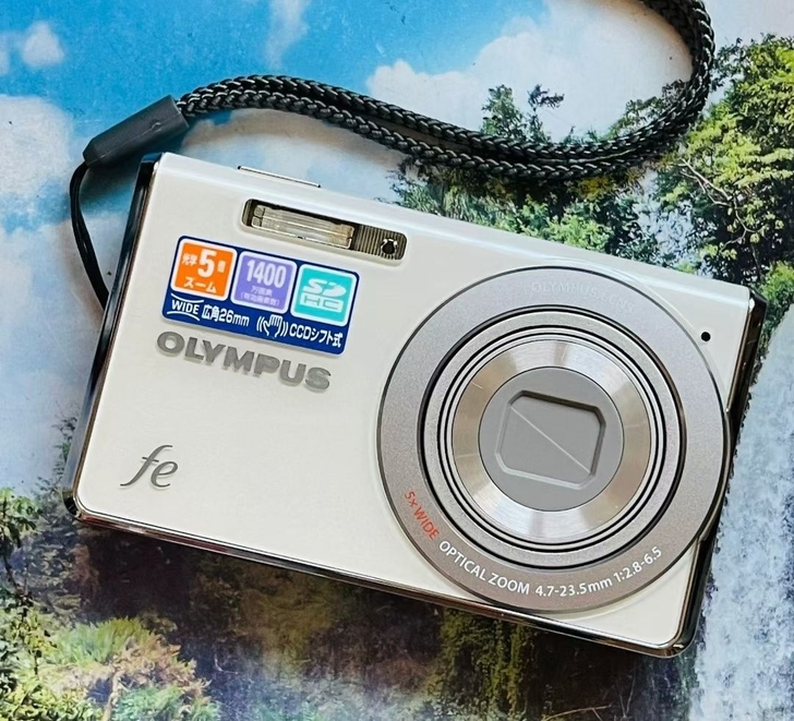 奶白色 奥林巴斯fe5030