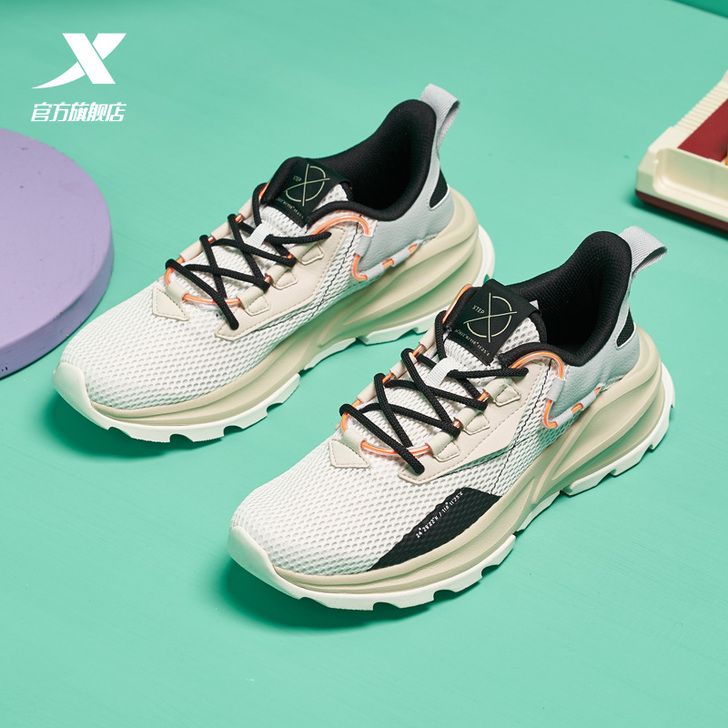 XTEP/特步 板鞋，售出不退