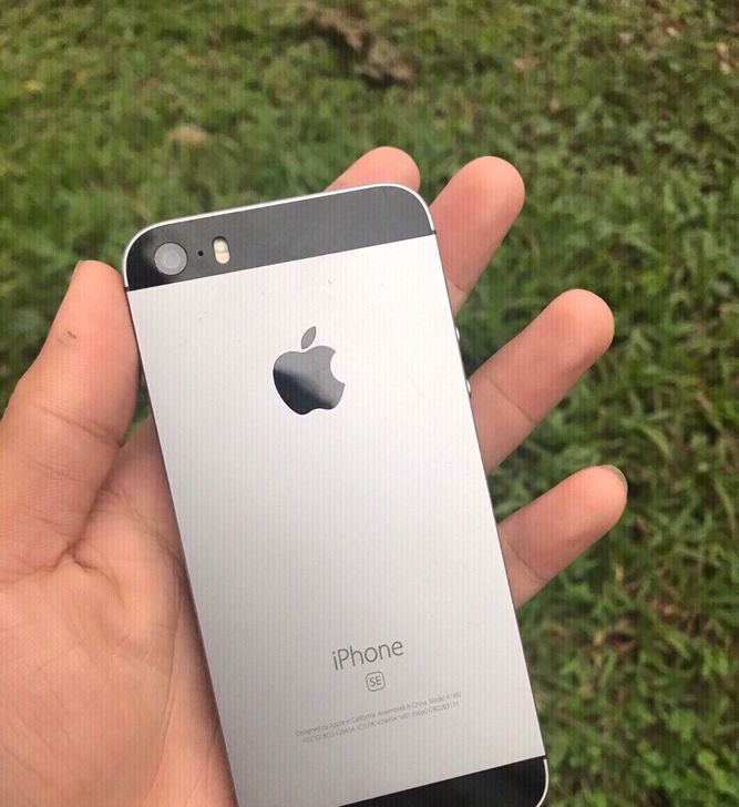 iPhone SE 64G 99新仅激活未...