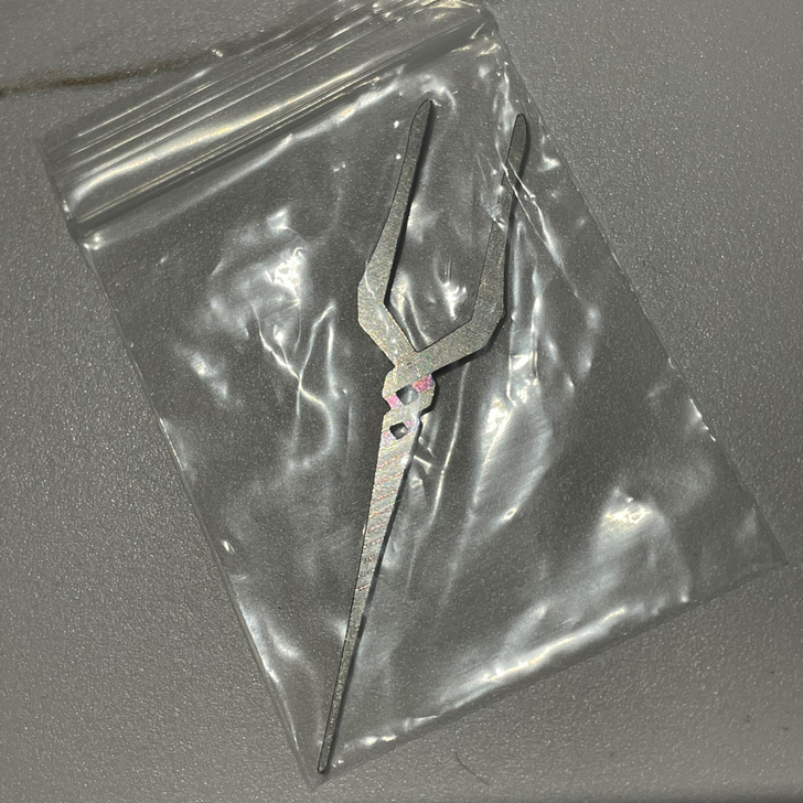 EVA  郎基奴斯之枪 造型 手机取卡针