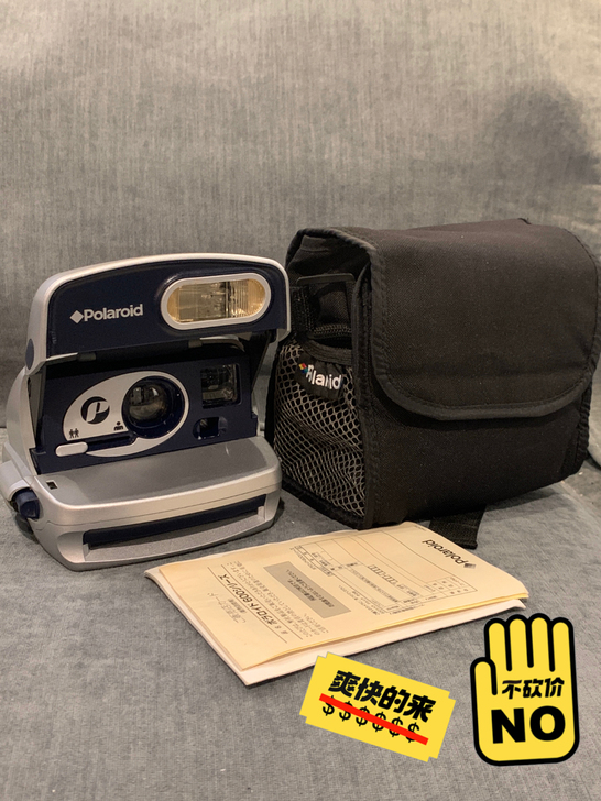 宝丽来拍立得600银色四代鲸鱼机复古相机
