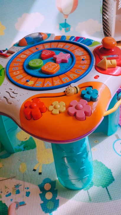 英纷学习机  些许灰尘 功能完好