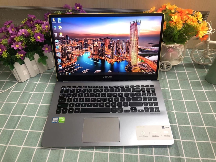 华硕灵耀8代 i5-8265U 独显...