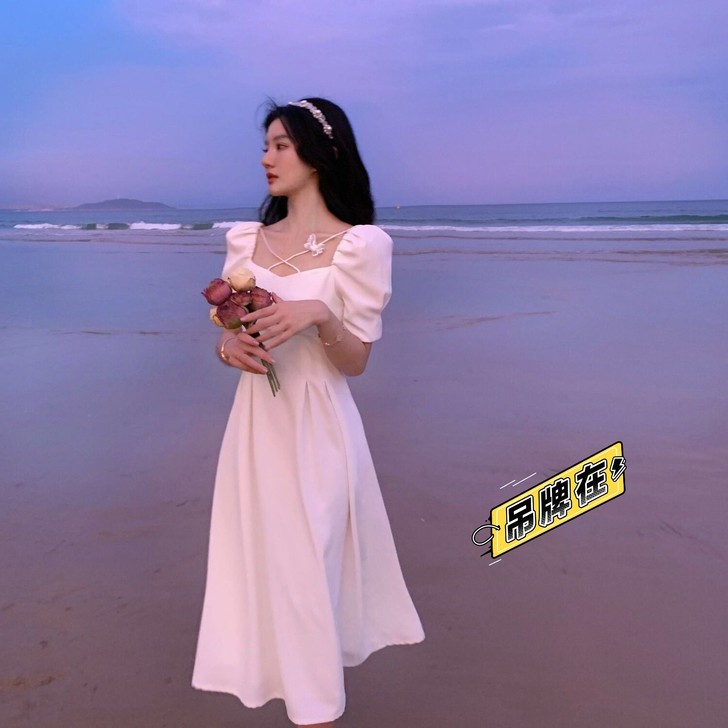 夏装超仙森系修身显瘦裙子法式设计感小众可盐...