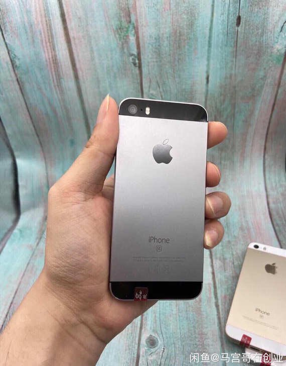 iphone SE 128G 原装99新 ...