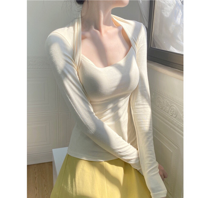 女士T恤蓝色的 没穿过 买回来试了一次 我...