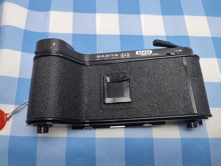 玛米亚新闻机69后背，