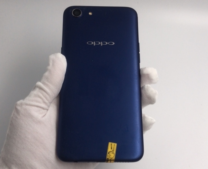 9新OPPO A83  国行 (7天) 运...