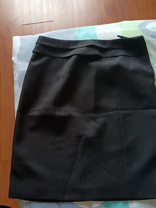 一步裙,裙长52.腰围72,处理了。15包邮