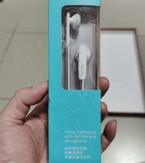 全新荣耀耳机,单按键。二手物品看好下单,出...