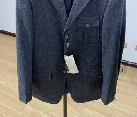 雅鹿全新男士休闲西服 都是随手拍照的尺码1...