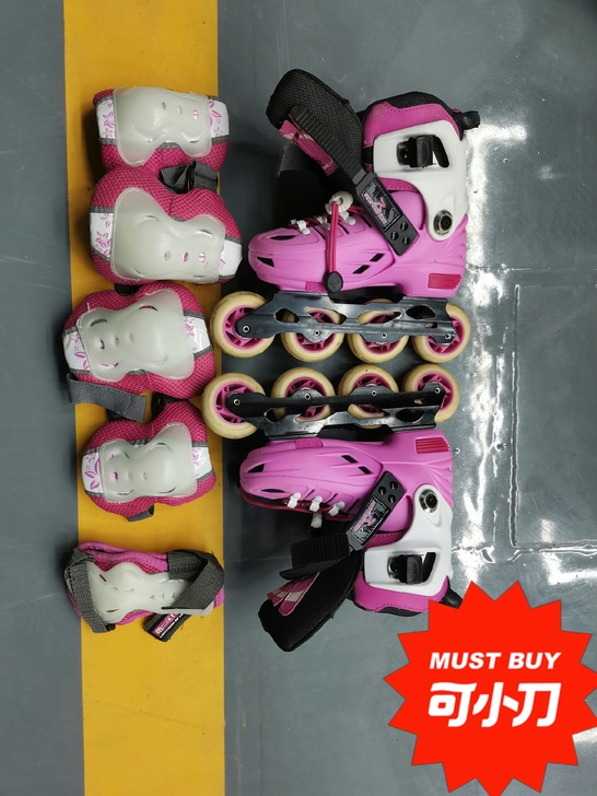 公司搬厂翻出来的溜冰鞋。85新