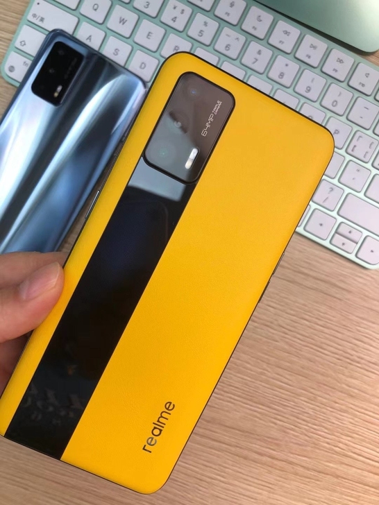 realme真我GT 8+128  官方渠...