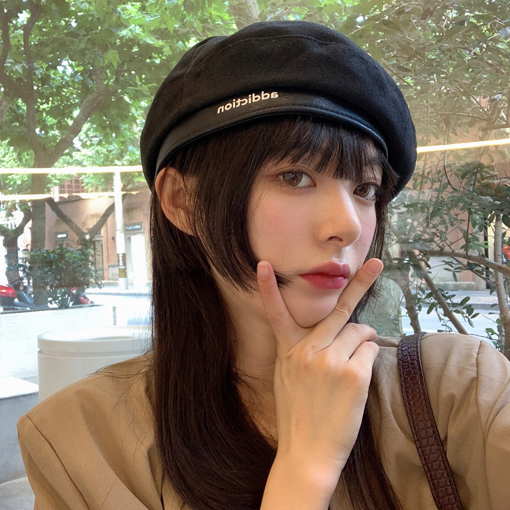 黑色贝雷帽,底边带一圈皮,买来一直闲置了,...