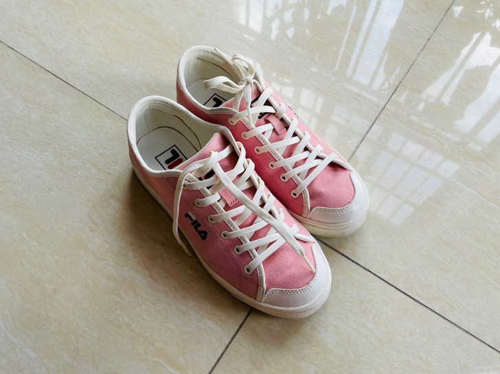 斐乐板鞋，36码准码，就穿了一两次，要的直...