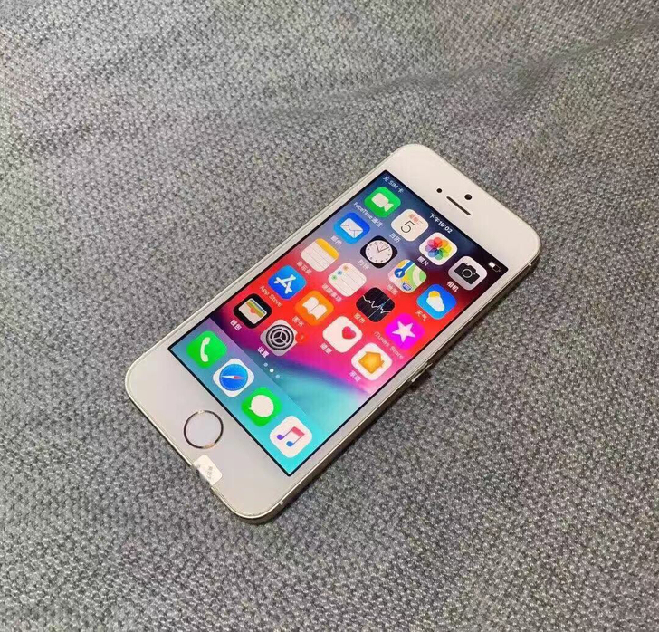 苹果5s   16G内存  有指纹解锁