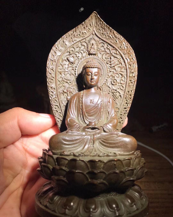 闲置转让铜佛像，尺寸高135宽75毫米，重...