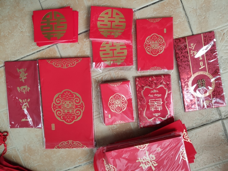 婚品打包转 红包 雨伞 喜烛 盖头 婚鞋