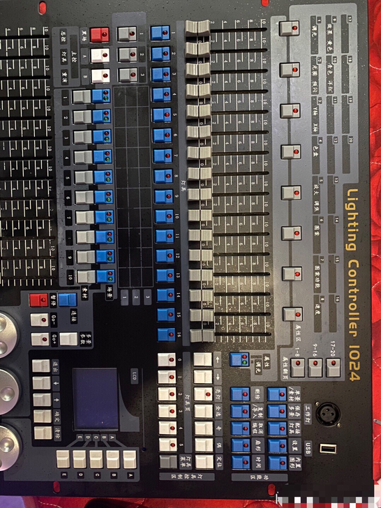 闲置金刚1024控台一台几乎全新带航空箱，...