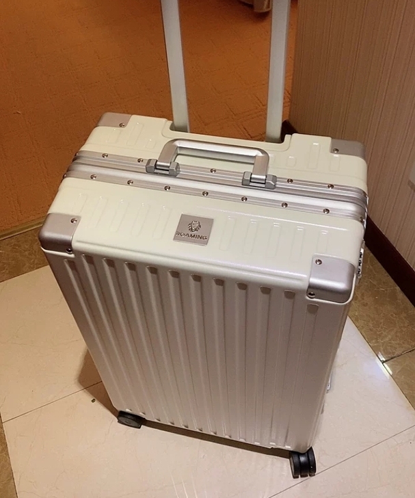 漫游正品铝框款行李箱万向轮皮箱拉杆箱28旅...