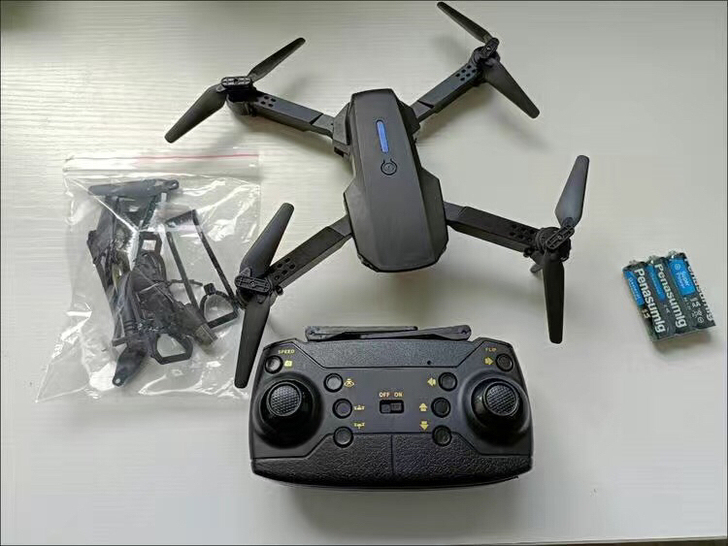 亏本出几十台 全新折叠航拍无人机 6k高清...