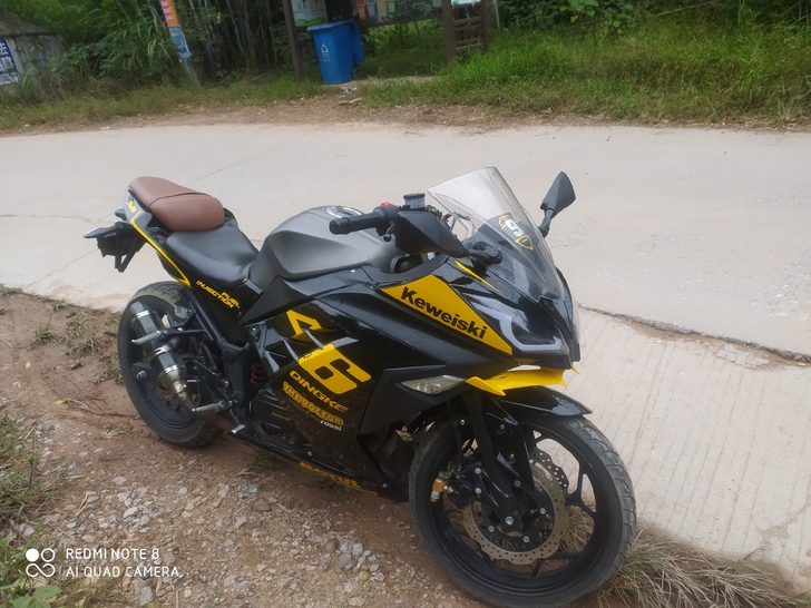 小忍者250.自用车 有点小瑕疵 1...