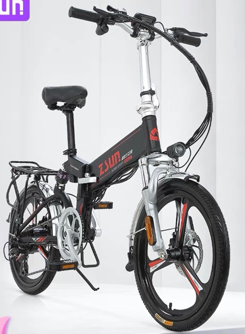 买的二手 洗干净了就试了一次 准备加块电池...