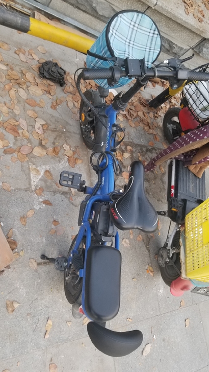 工作调动，电动自行车转卖。杂牌，锂电池，可...