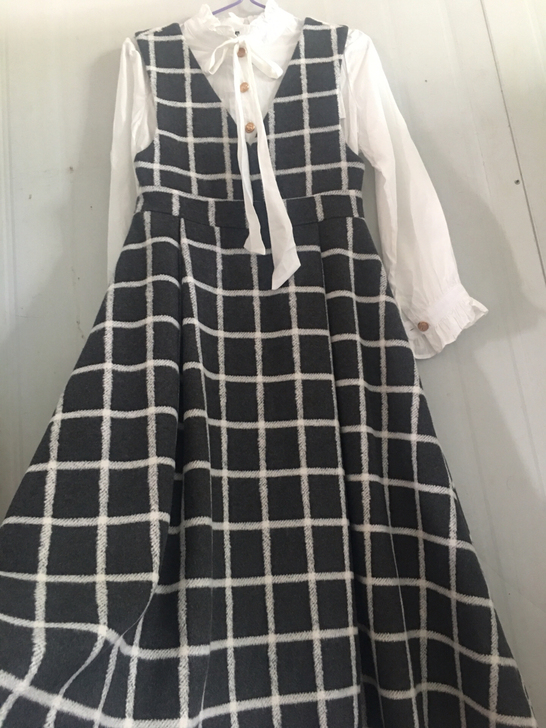 全新品牌专柜正品秋冬厚实毛呢无袖背带裙两件...