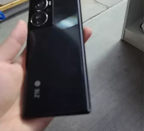 ZTE/中兴 中兴 Axon 40 Pro...